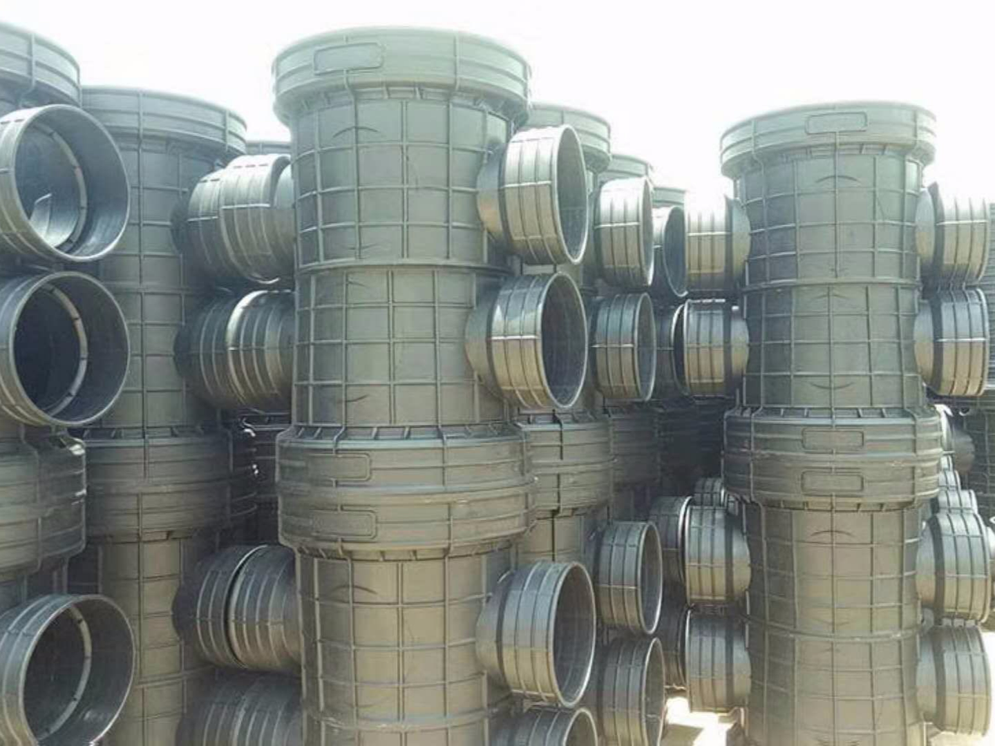 雨水沉泥井 雨水沉泥井